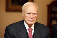 Η  Προεδρία της Δημοκρατίας με ανακοίνωση διαψεύδει τον Καμμένοτον