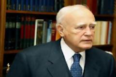 Τα «βροντάει» και φεύγει ο Παπούλιας;