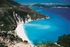 Γαλάζια σημαία για 425 ελληνικές ακτές. Ανάμεσά τους και 11 της Θεσσαλονίκης