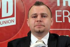 ΒΕΡΟΛΙΝΟ Επιχειρούν να θέσουν εκτός νόμου τους φιλοναζιστές