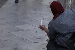 Ζητιάνα με καταθέσεις εκατομμυρίων και τα 16 ακίνητα