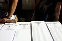 Στις κάλπες οι φοιτητές με φόντο το ρευστό πολιτικό σκηνικό
