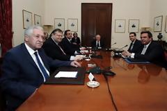 Η πρόταση Τσίπρα για Αρσένη θορύβησε το ένοχο πολιτικό σύστημα!