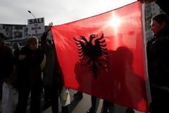 Αύξηση μισθών και συντάξεων στην Αλβανία