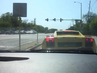 Φωτογραφία για Δεν θα το πιστέψετε τι έκανε ο τύπος με την Lamborghini!!!! [BINTEO]