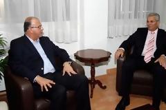Δεν τα βρίσκουν ΑΚΕΛ- ΔΗΚΟ για τον νέο πρόεδρο της Κύπρου
