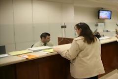 Τράπεζα παρακρατούσε παράνομα λεφτά από μισθό δανειολήπτριας