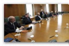 Πριν τις εκλογές τελειώνουν τα λεφτά...