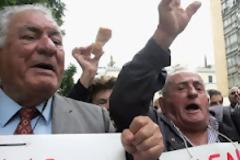 SOS στο υπουργικό: Τέλος τα λεφτά για τις συντάξεις τον Ιούνιο