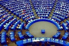 Αλληλεγγύη και όχι απειλές χρειάζεται η Ελλάδα, δηλώνει η Σοσιαλιστική Ομάδα του Ευρωκοινοβουλίου