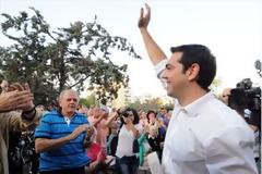Ομιλία Τσίπρα σε δημόσια συγκέντρωση στο Παρίσι