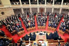 Αναγνώστης σχολιάζει την απουσία Ανδρουλάκη από την ορκωμοσία