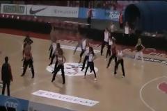ΠΗΡΑΝ ΤΟ ΠΡΩΤΟ ΧΕΙΡΟΚΡΟΤΗΜΑ ΟΙ «Red Drops» ΣΤΟ ΣΕΦ! *ΒΙΝΤΕΟ*
