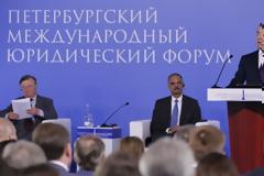 Ο Μεντβέντεφ δεν αποκλείει την πιθανότητα του πυρηνικού πολέμου