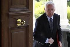 Διάψευση Πικραμμένου για το «χαράτσι»