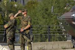 «Ο Λαϊκός Αλβανικός Στρατός» απειλεί τους Σέρβους του Κοσόβου, λέει η KFOR
