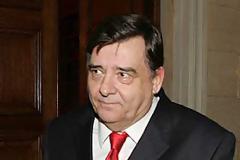 ΔΙΧΑΣΜΕΝΟΣ Ο ΛΑΟΣ ΓΙΑ ΤΗ ΣΥΝΕΡΓΑΣΙΑ ΜΕ ΤΗ ΝΔ