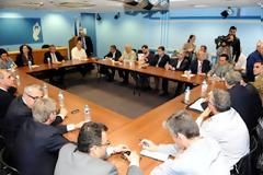 ΤΕΛΕΙΩΣΕ Η ΣΥΣΚΕΨΗ, ΣΕ ΑΝΑΜΟΝΗ ΤΗΣ ΑΠΟΦΑΣΗΣ...