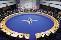 Στον… πάγο η ένταξη των Σκοπίων στη Σύνοδο του ΝΑΤΟ