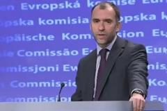 Διαψεύδει η Κομισιόν τα περί εξόδου της Ελλάδας από το ευρώ