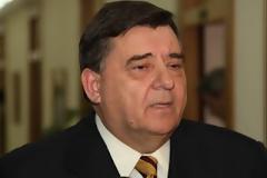 Καρατζαφέρης: Δεν μπορούμε να προδώσουμε 200.000 ψηφοφόρους