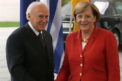 Η συνομιλία Παπούλια - Μέρκελ αλλάζει τα δεδομένα των εκλογών