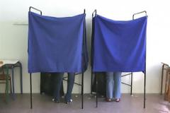 Νέα δημοσκόπηση βγάζει πρώτο κόμμα το ΣΥΡΙΖΑ...
