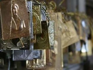 Φωτογραφία για Iερόσυλοι έκλεψαν εικόνα μεγάλης αξίας και χρυσά τάματα πιστών από Ναό στο Ηράκλειο
