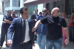 Κλοτσηδόν ο Πλεύρης! Σαμαρά...με τέτοιους θες να κυβερνήσεις;[VIDEO]