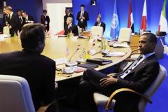 G8: Θέλουμε την Ελλάδα στην ευρωζώνη