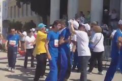 Kαταχειροκροτήθηκαν τα παιδιά των special olympics στον...