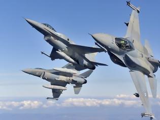 Φωτογραφία για Εικονική αερομαχία ελληνικών - τουρκικών μαχητικών πάνω από το Αιγαίο