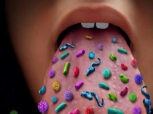 Φωτογραφία για Τα βακτήρια που «φιλοξενεί» το ανθρώπινο στόμα