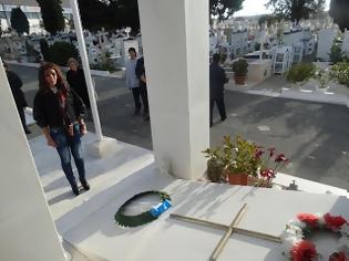 Φωτογραφία για “Προσκύνημα στον τάφο των ηρωωμαρτύρων Τάσου Ισαάκ και Σολωμού Σολωμού”