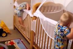 Αυτά είναι τα πιο αστεία περιστατικά με μωρά... [video]
