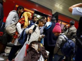 Φωτογραφία για Γερμανία: Στους 500.000 αναμένεται να φθάσουν οι πρόσφυγες μέσα στο 2016