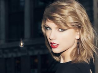 Φωτογραφία για Δείτε πως γιόρτασε η Taylor Swift τα βραβεία Grammy! [photos]