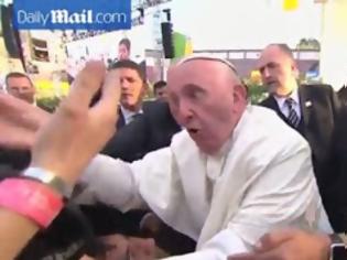Φωτογραφία για Σπάνια έκρηξη από τον Πάπα: Μην είσαι εγωιστής, φώναξε σε πιστό