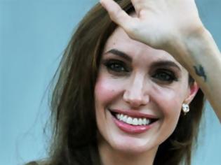 Φωτογραφία για Η συγκινητική αποκάλυψη για την Angelina Jolie