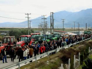 Φωτογραφία για Το παράπονο των αγροτών: Ο Πρωθυπουργός αποκλείει κάποια μπλόκα...