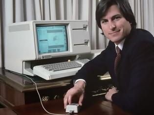 Φωτογραφία για Σανδάλια του Steve Jobs δημοπρατήθηκαν για 3.000 δολάρια