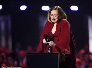Φωτογραφία για Σάρωσε η Adele στα Brit Awards: Δείτε τους μεγάλους νικητές της βραδιάς αναλυτικά...