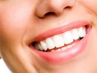 Φωτογραφία για Ποια συμπτώματα στα δόντια φανερώνουν διατροφική διαταραχή