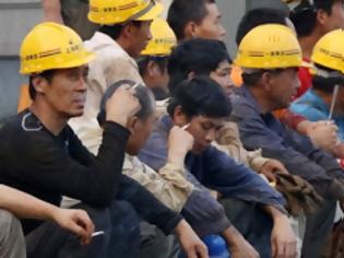 Φωτογραφία για Στοιχεία-σοκ: Η Κίνα θα απολύσει 5-6 εκατομμύρια εργάτες...