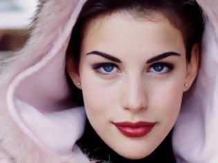 Φωτογραφία για Η φωτογραφία που ανέβασε η Liv Tyler με τον Ben Affleck από το 1988! [photo]