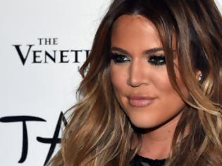 Φωτογραφία για Σοκ! Δείτε πως ήταν η Khloe Kardashian πριν από τις πλαστικές... [photos]