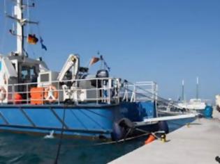 Φωτογραφία για Spiegel: Τα γερμανικά σκάφη στο Αιγαίο έχουν εντολή να παραδίδουν τους πρόσφυγες στην Ελλάδα και όχι την Τουρκία