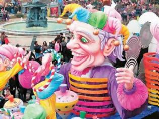 Φωτογραφία για 30.000 καρναβαλιστές στην Πάτρα- Κορυφώνεται το φαντασμαγορικό θέαμα