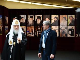 Φωτογραφία για 8107 - Δηλώσεις του Πατριάρχη Μόσχας για το Άγιο Όρος, σε εγκαίνια έκθεσης φωτογραφίας του Костаса Асимиса (Κώστα Ασήμη)