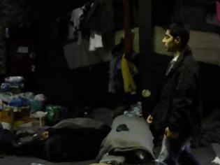Φωτογραφία για Συμπλοκές και μαχαιρώματα μεταξύ αλλοδαπών στον Πειραιά -Τρεις πρόσφυγες τραυματίες